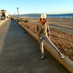 Meet your Posher, Carrie